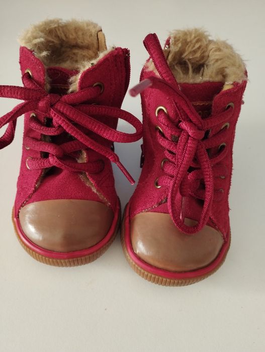 Черевички для дівчинки