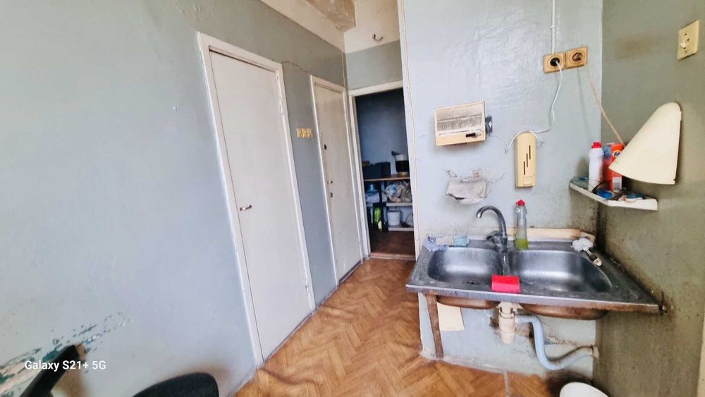 Продам нежилое помещение 117 кв.м на ул.Якуба Коласа 8 Б