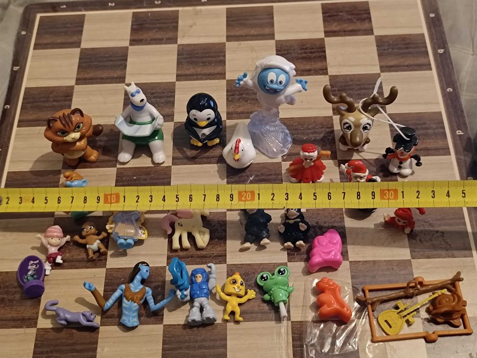 25 figuras bonecos desenhos animados