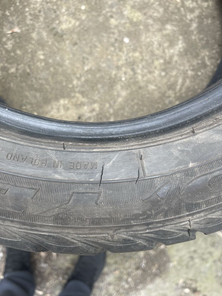 Зимняя 205/55/16 Goodyear ultragrip extreme