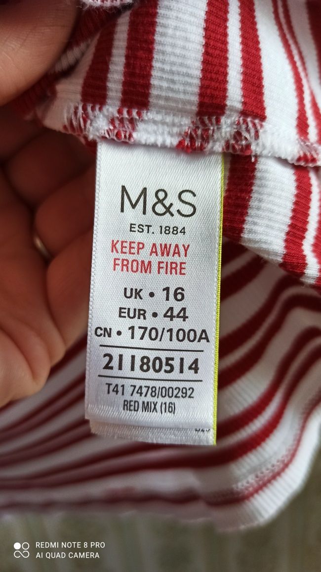 Кофточка,футболка M&S 16 р,48-50.