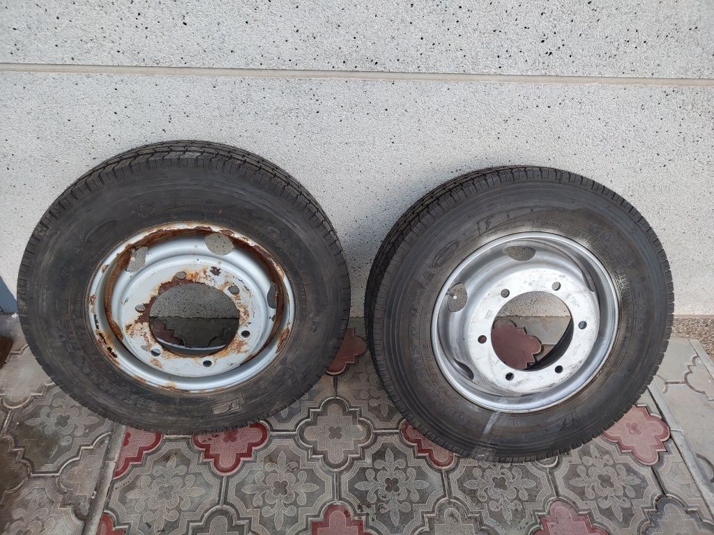 Шини 215 75 17.5 нові Goodyear руль MAN Atego