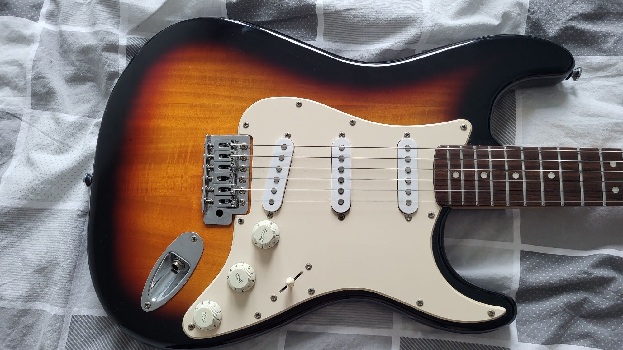 Gitara Fender Squier bullet stratocaster