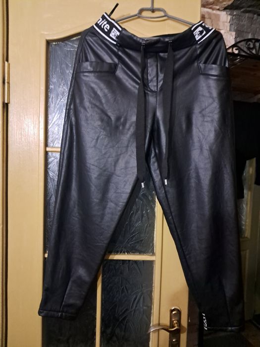 Молодіжні, жіночі штани зима, нові