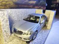 Mercedes w212 minichamps 1:18