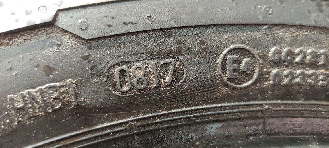 Opony letnie z 2017r 6mm 215/65/16C Continental N6