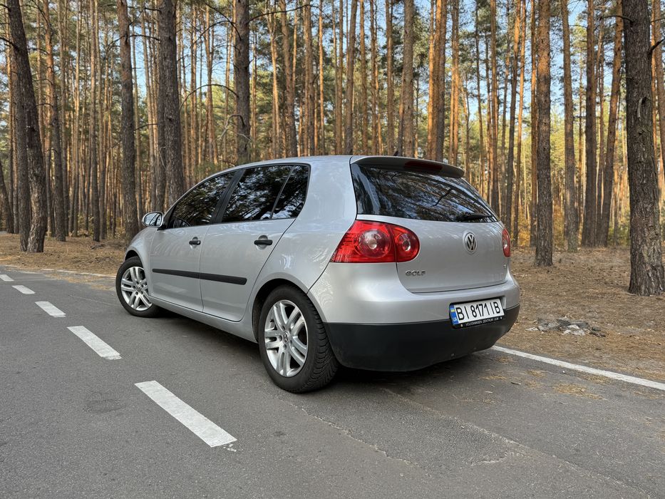 Продам власний автомобіль Гольф 5. Golf V 1.6 MPI 102 кс Газ/бензин