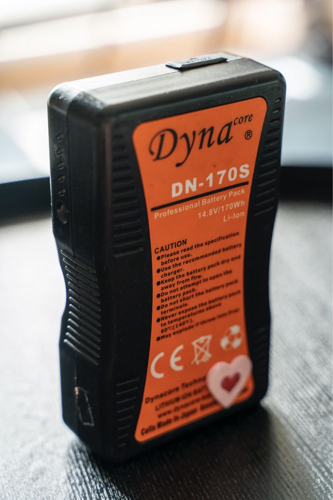 Bateria vlock Dynacore 170wh dtap usb