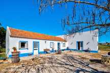 Casa Rústica na Barragem de Magos