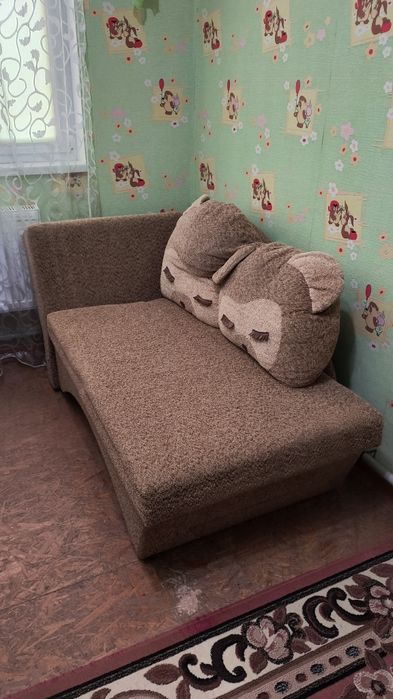Диван-ліжко в дитячу