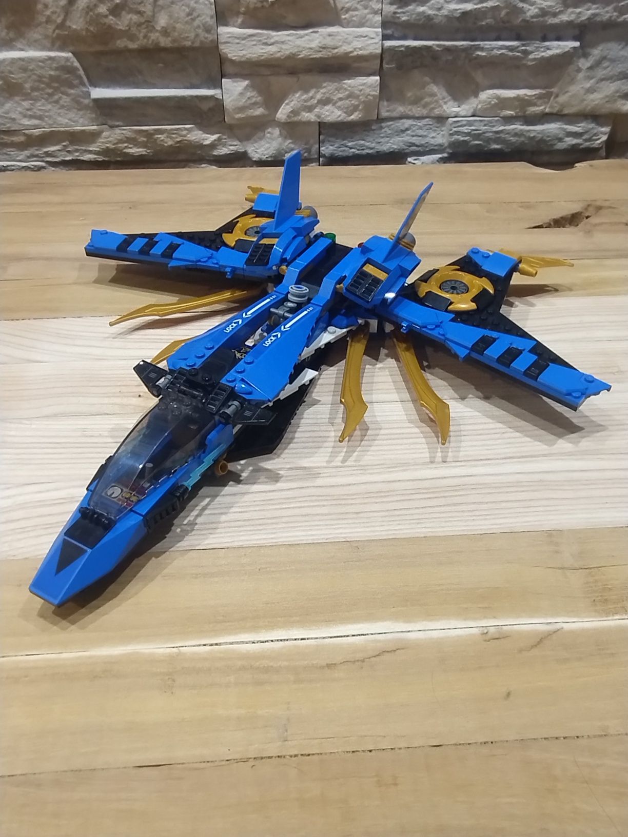Klocki LEGO ninjago 70668 burzowy myśliwiec Jaya