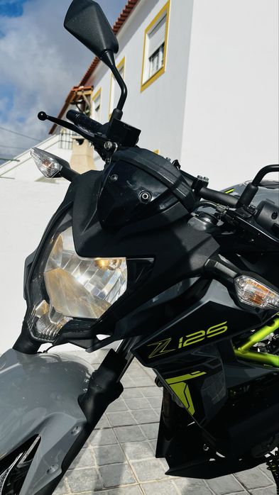 Kawasaki z125 como nova