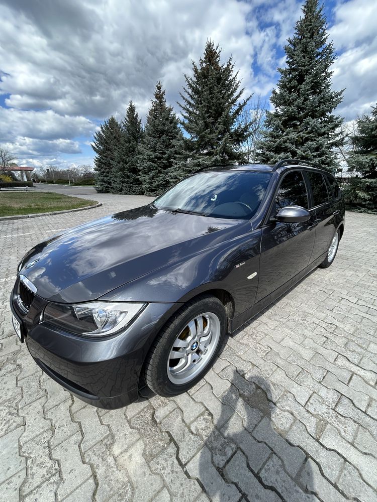 BMW E91 2007Рік 2.0 бензин