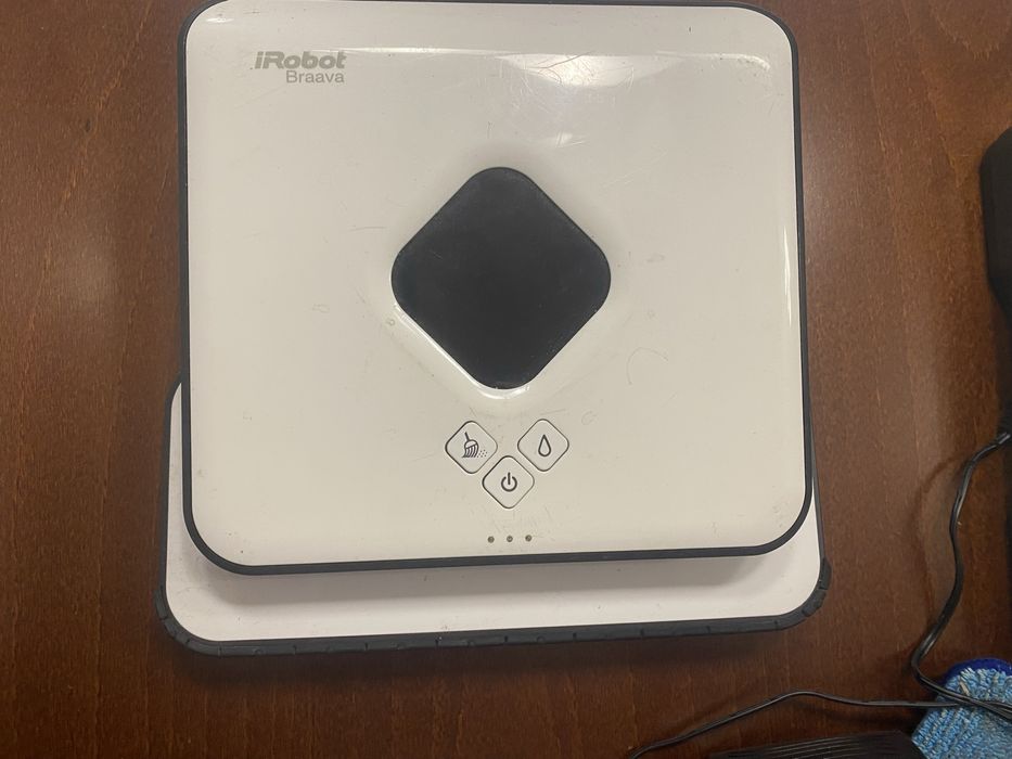 robot mopujący braava 390t