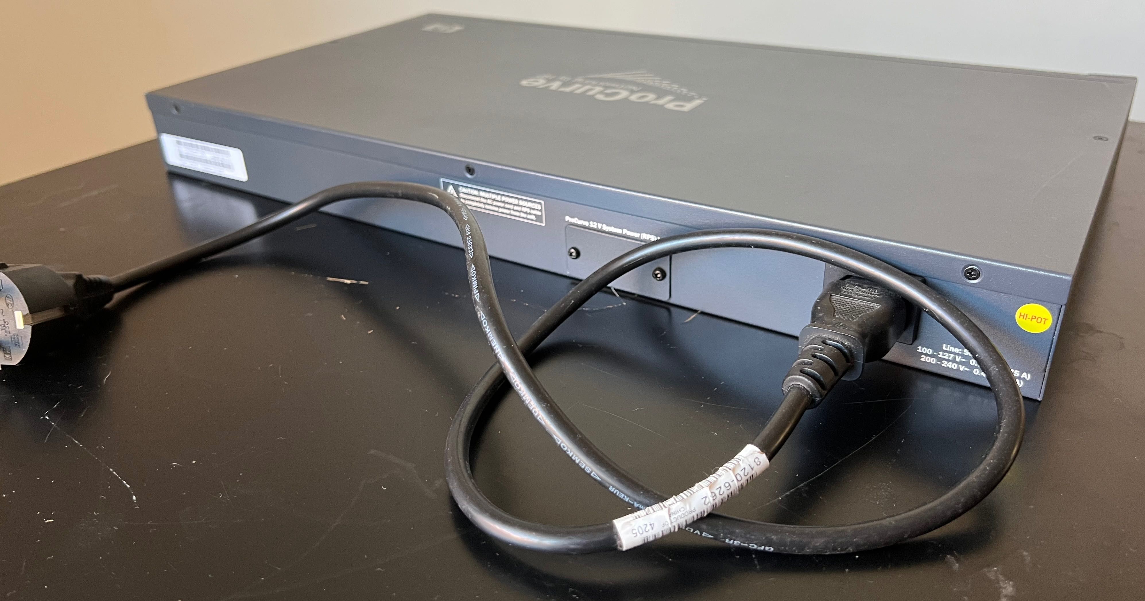 Switch HP ProCurve Networking - 24 portas