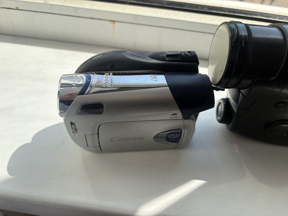 Продаю видеокамеры