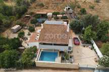 Quinta em Paderne, Lentiscais, c/ Moradia, Piscina e Anexos