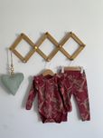Komplet sofie schnoor 80 jak newbie bordowy w kwiaty body legginsy