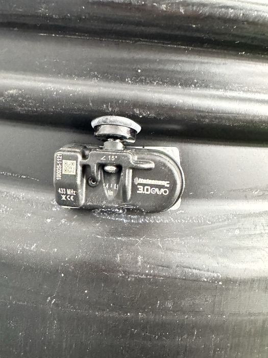 Jantes 17” 4x AUTEC Skandic S 7017 Preto matt KBA 49995