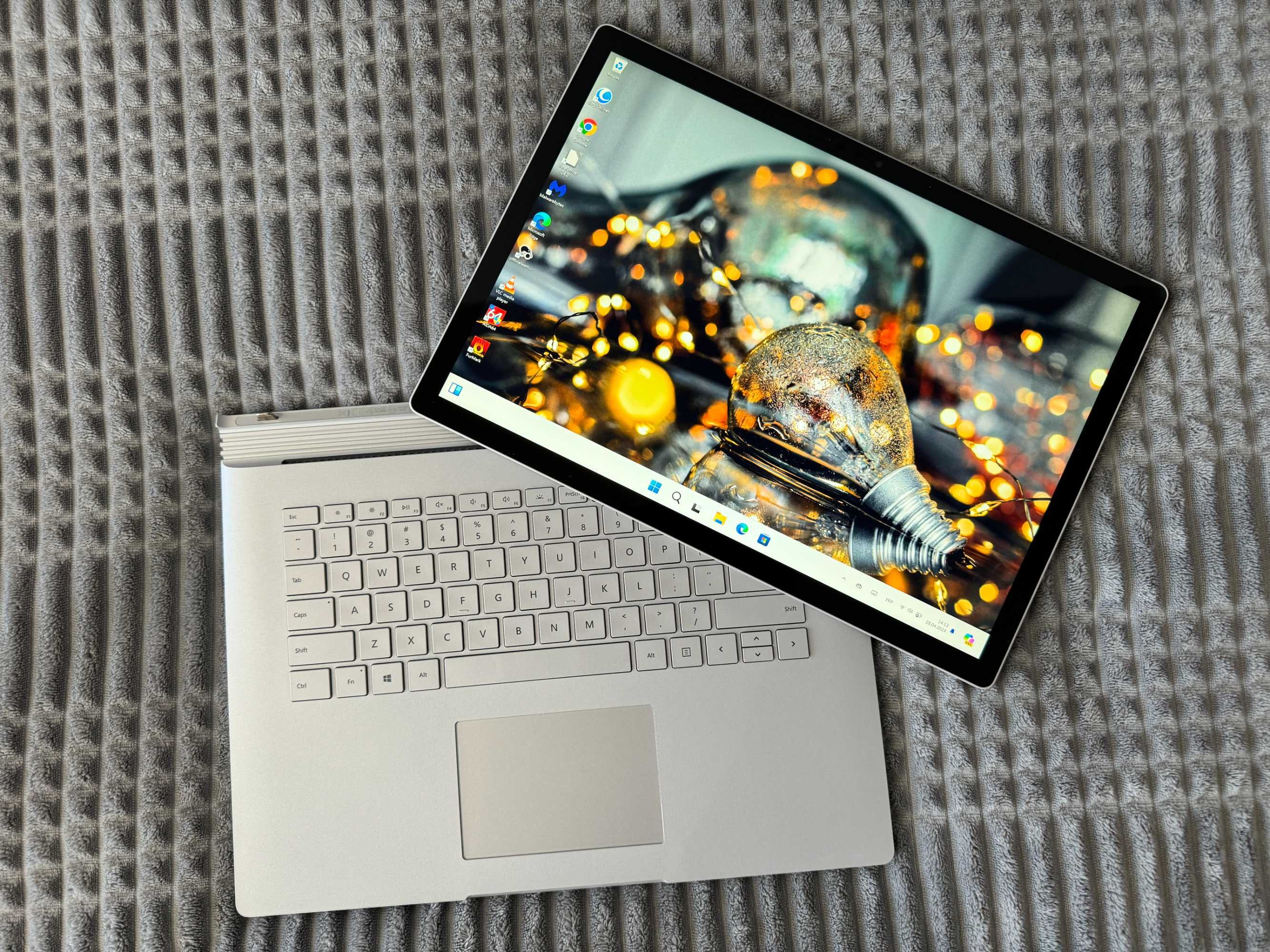 Ноутбук Surface Book 2 | i7-8650U | Ram-16 SSD-512 | 4K IPS Сенсор