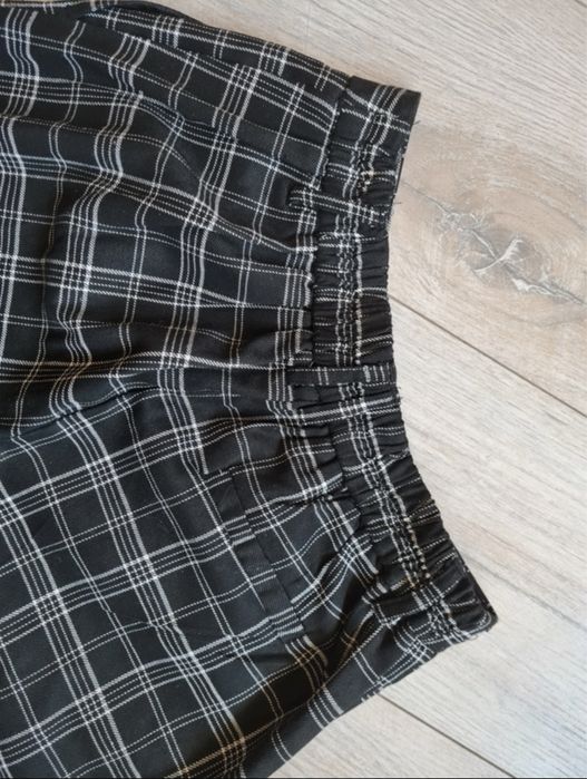 Spodnie damskie Sinsay w kratę