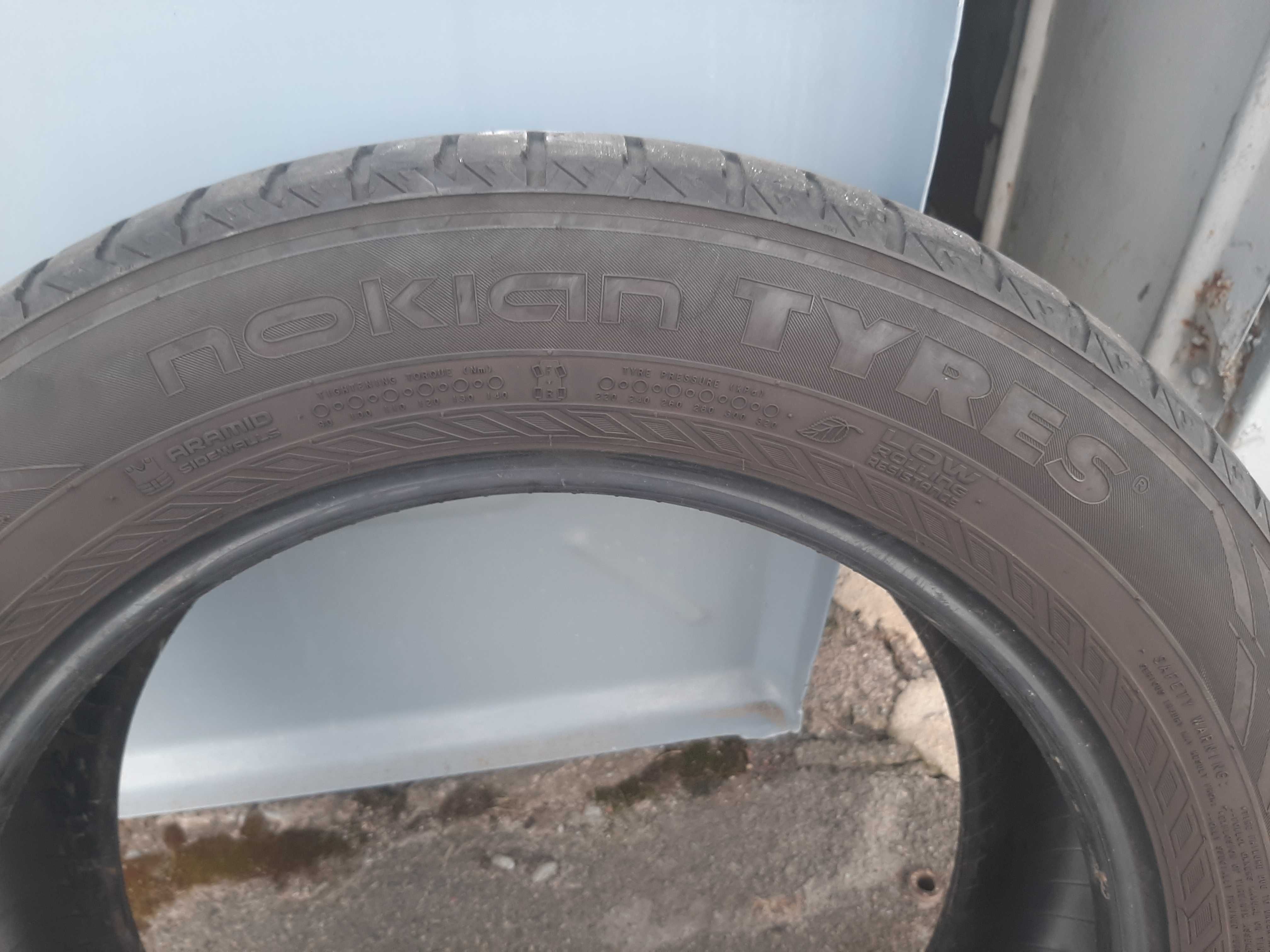 Продам літню гуму Nokian Tyres 225/60 R18, чотири колеса