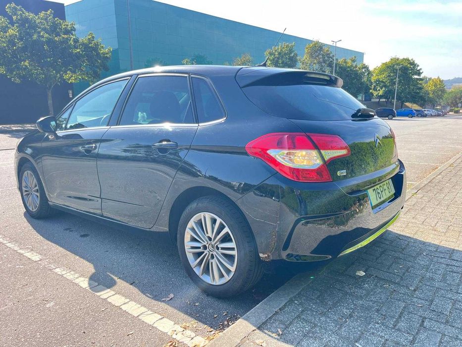 Citroen C4 Exclusive - Automático - GPS