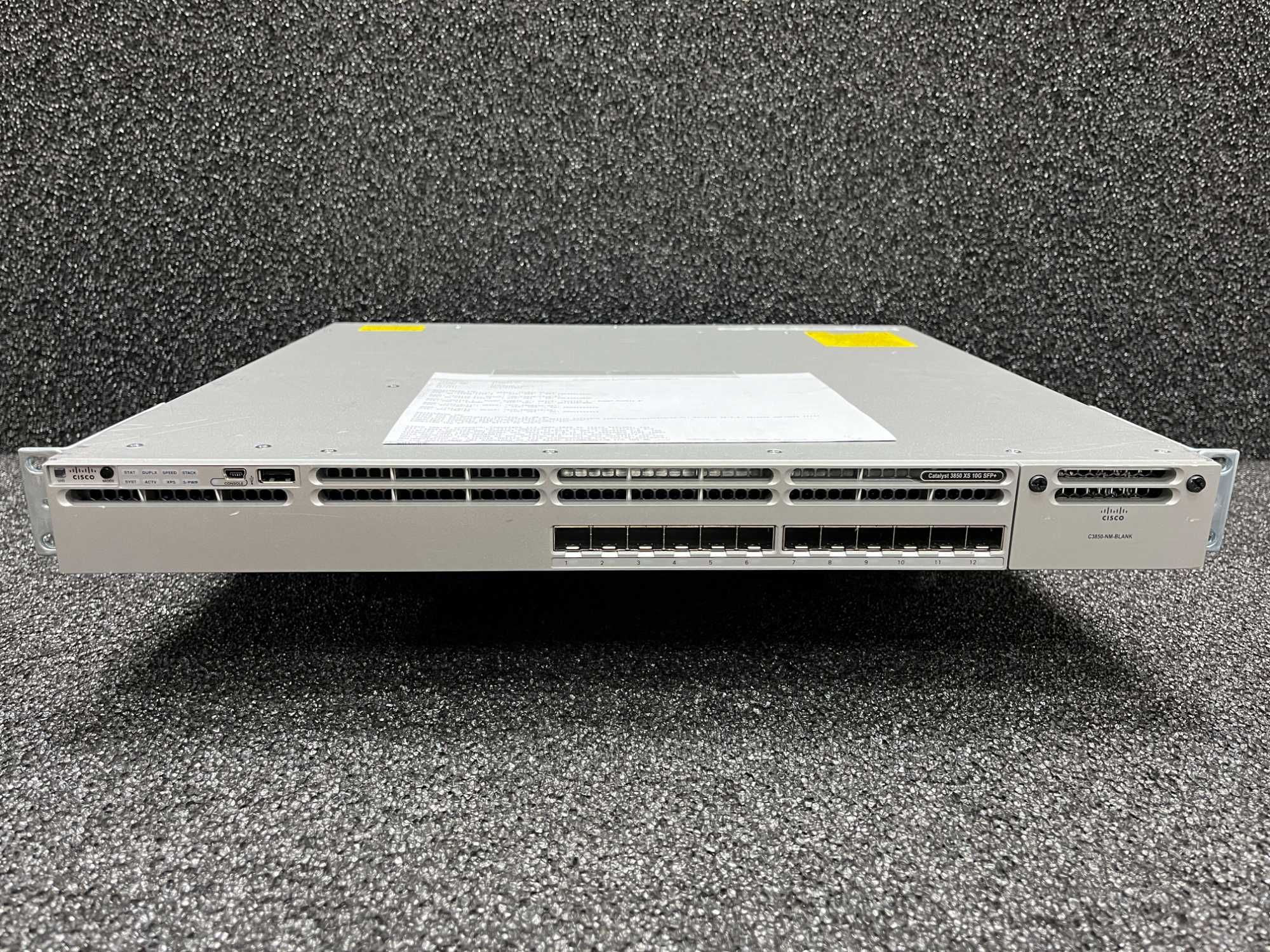 Комутатори Cisco WS-C3850-12XS-E (12х SFP+, Full Layer 3, IP Services)