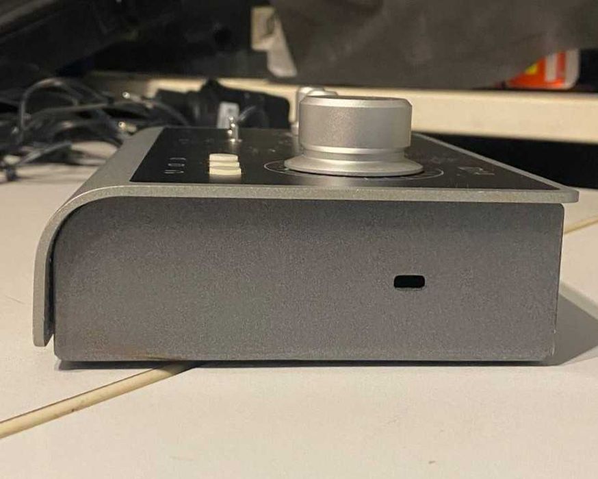 Звукова карта Audient ID14 mk1