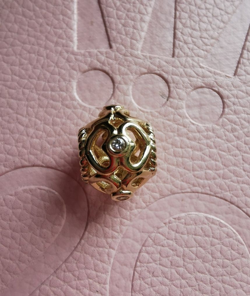 Pandora 585 14K Złoto diamenty