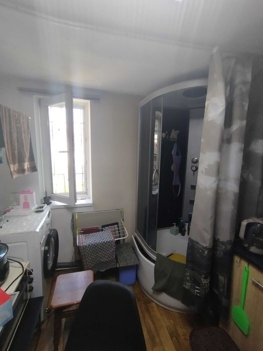 Пол дома на Правде/Слобожанский пр-т, за ЦНАПом