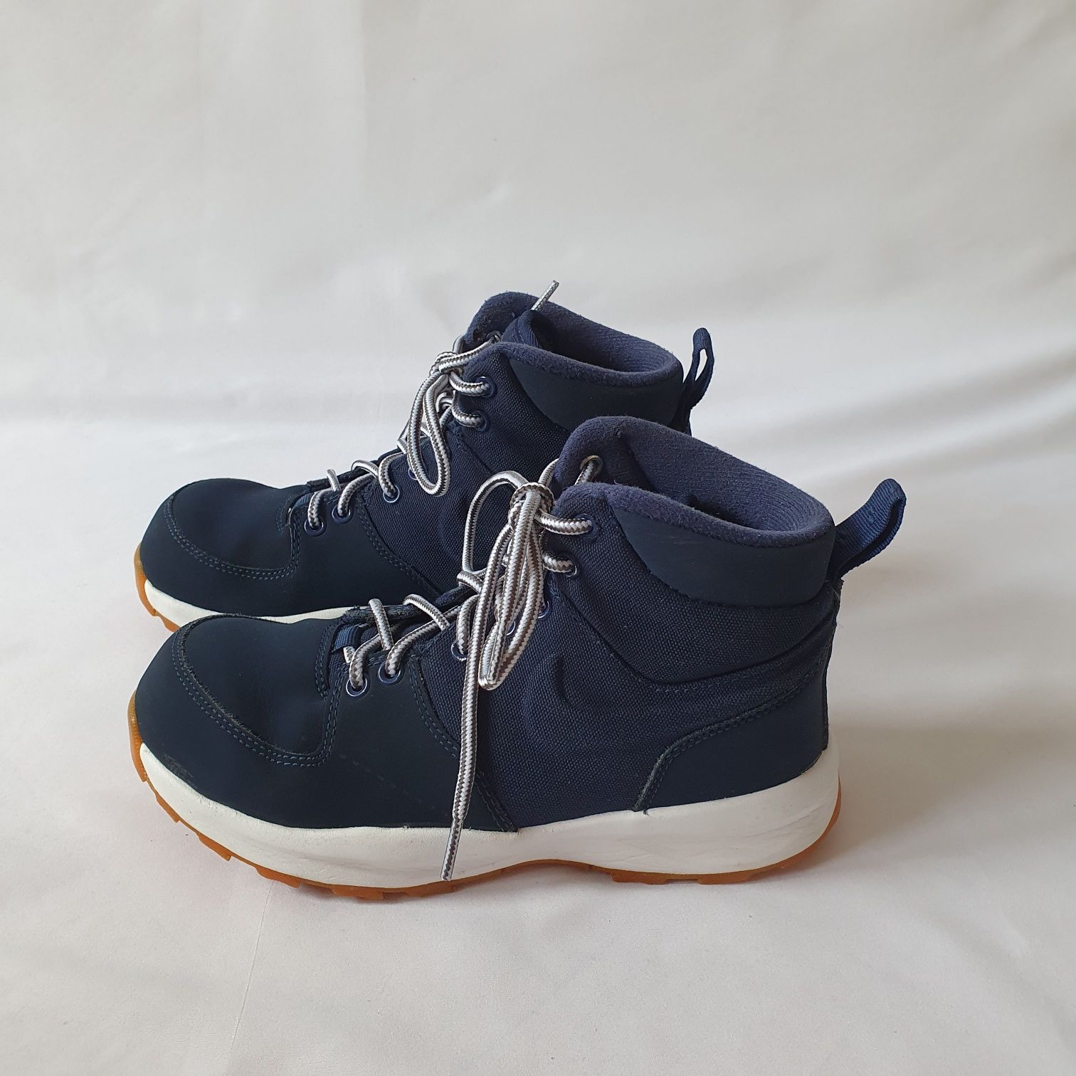 Nike manoa Midnight Navy buty zimowe