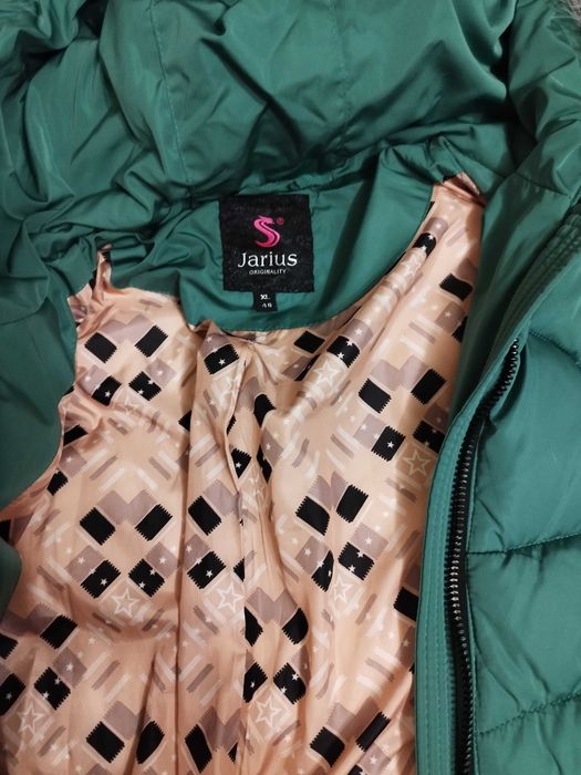 Одяг жіночий. Розмір 48