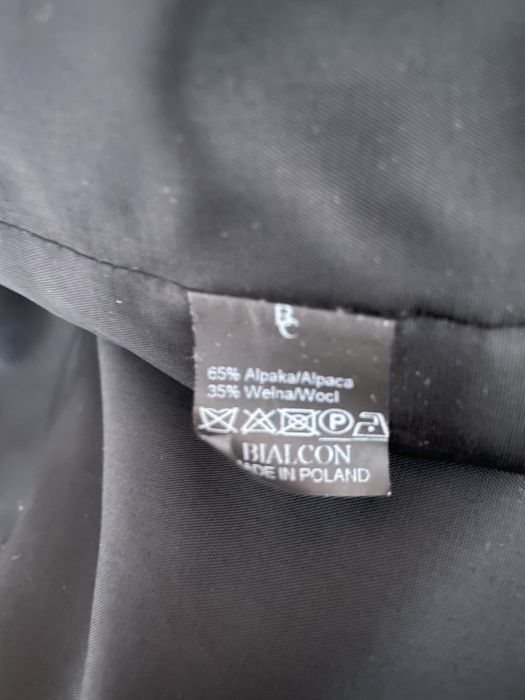 Czarny płaszcz wełniaby Bialcon alpaka i wełna owcza r.36-38