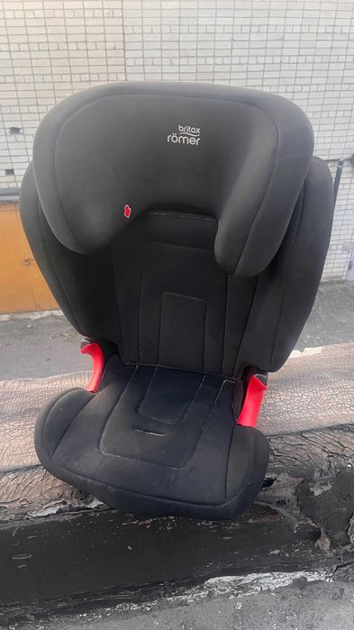 Автокрісло Britax-Romer KIDFIX 2 R (трансформується в бустер)