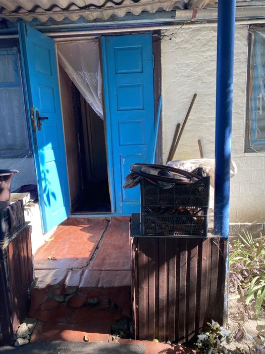 Продам деревяний будинок с. Щасливе