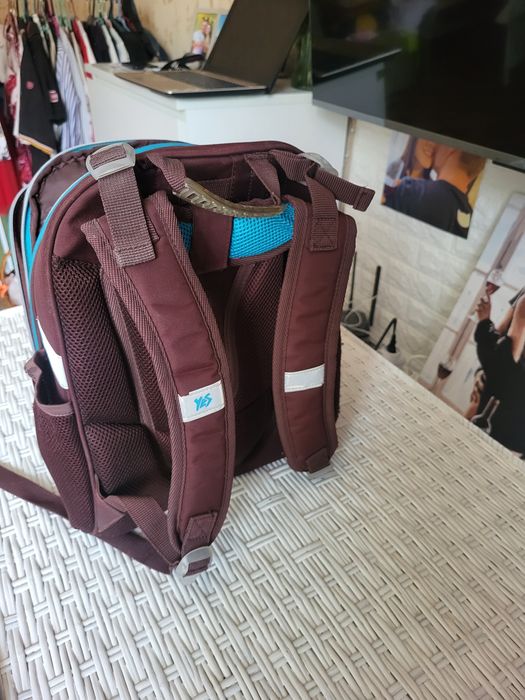 Шкільний рюкзак каркасний