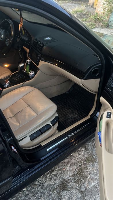 Продам BMW e39 2000 год