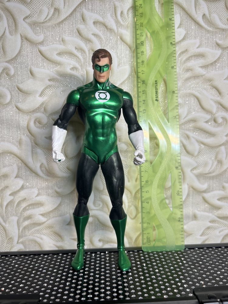 Экшн-фигурка DC Лига Справедливости Зеленый Фонарь 18 см