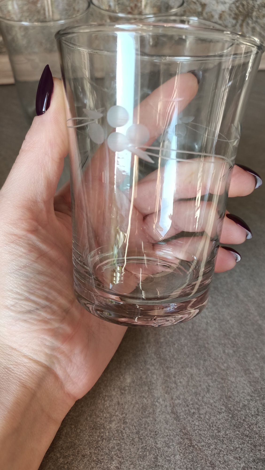 4 szklanki ze wzorkiem