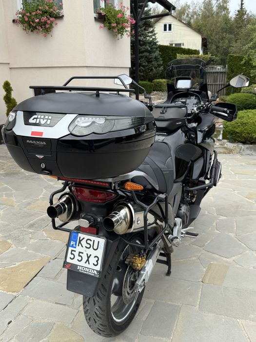 Honda Varadero 1000 rok 2004 przeb 32 000 km