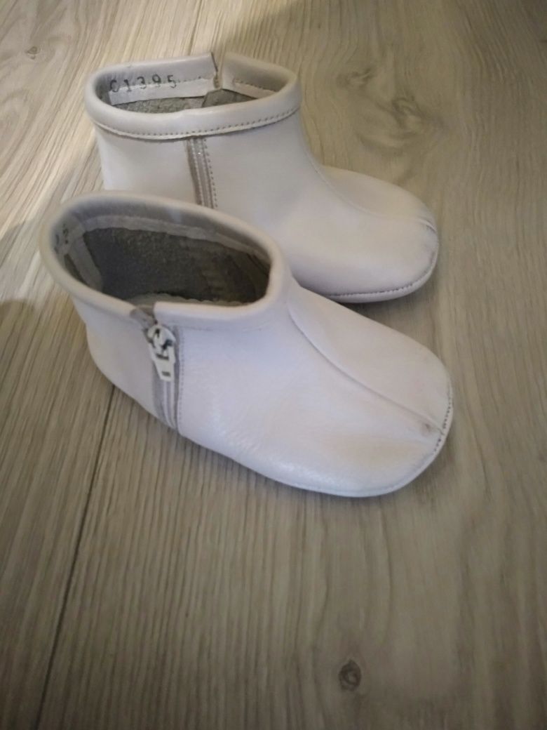 Kozaczki dla maluszka, 11,5 cm, białe, chrzest