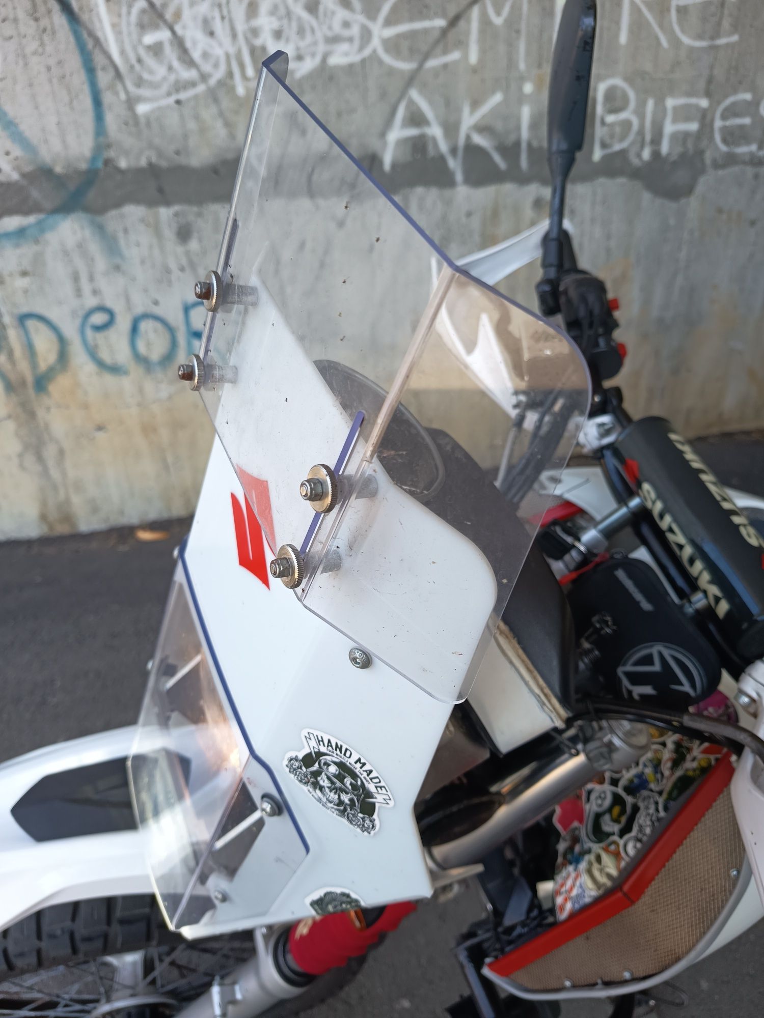 Suzuki 650 freewind