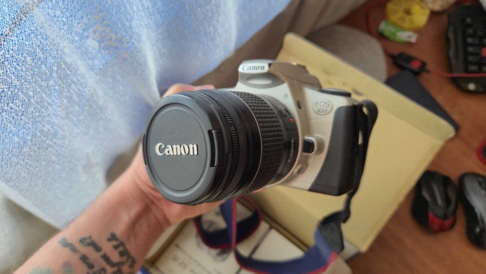 Фотоаппарат Canon EOS 300