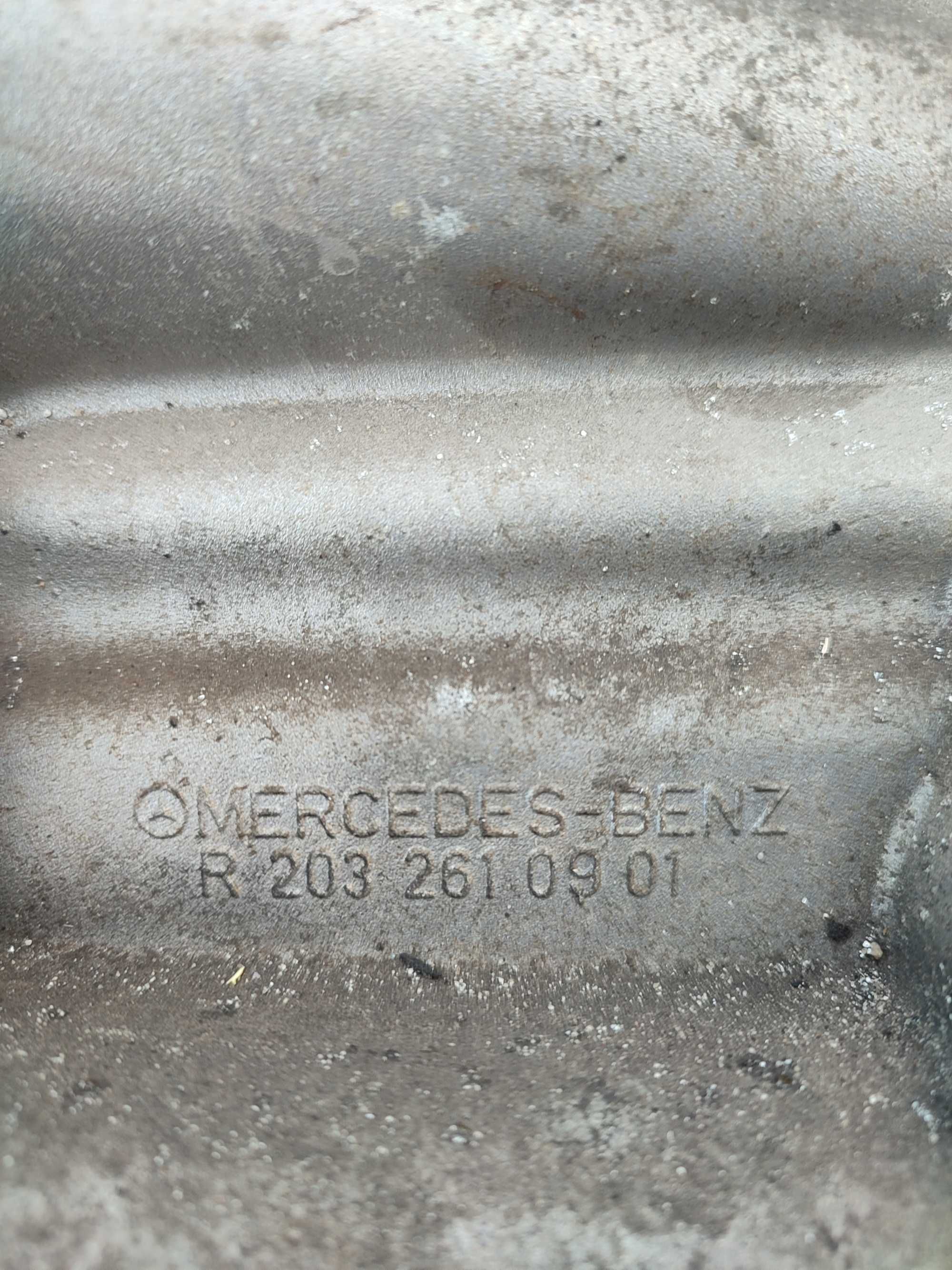 Коробка передач Mercedes Benz R203 261 09 01