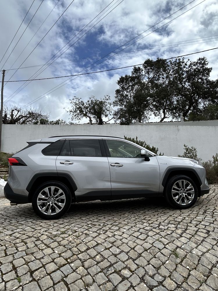 Toyota RAV4 4x4 - 2,5 Hybrid Dynamic Force Exclusive AWD-I
