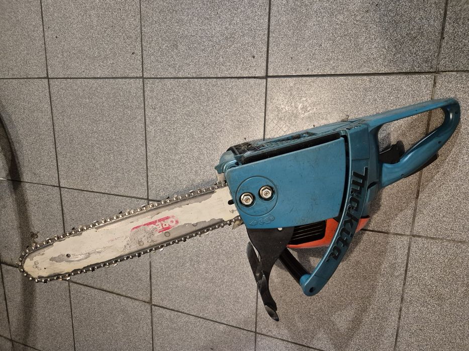 Pilarka Makita dcs 4610 2,3KM