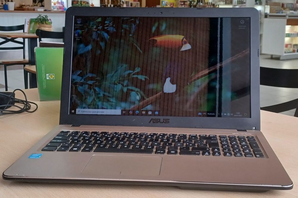 Portátil Asus A540L