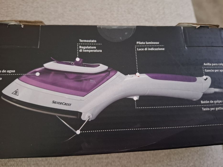 Ferro de roupa a vapor