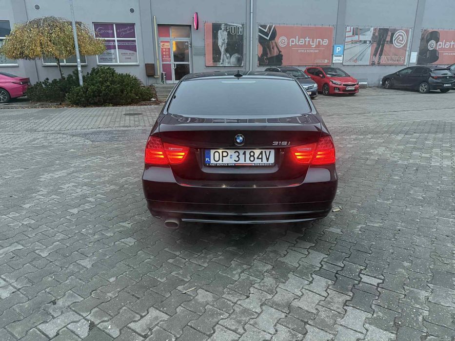 Sprzedam BMW e90 1.8 benzyna 2010